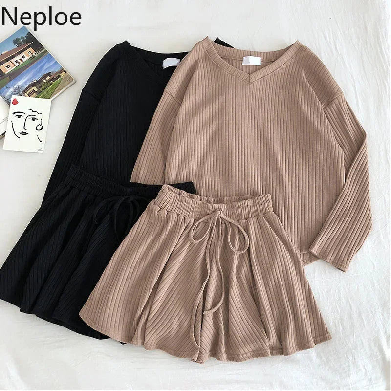 v Neck Long Sleeve Loose Knit Top + High Waist Hip Elastic Wide Leg Shorts