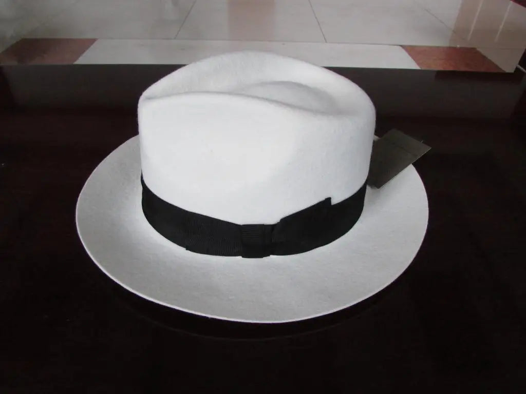 White Authentic Hat Black Contrasting Woolen Fedoras Cap cowboy Hat White