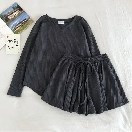 v Neck Long Sleeve Loose Knit Top + High Waist Hip Elastic Wide Leg Shorts